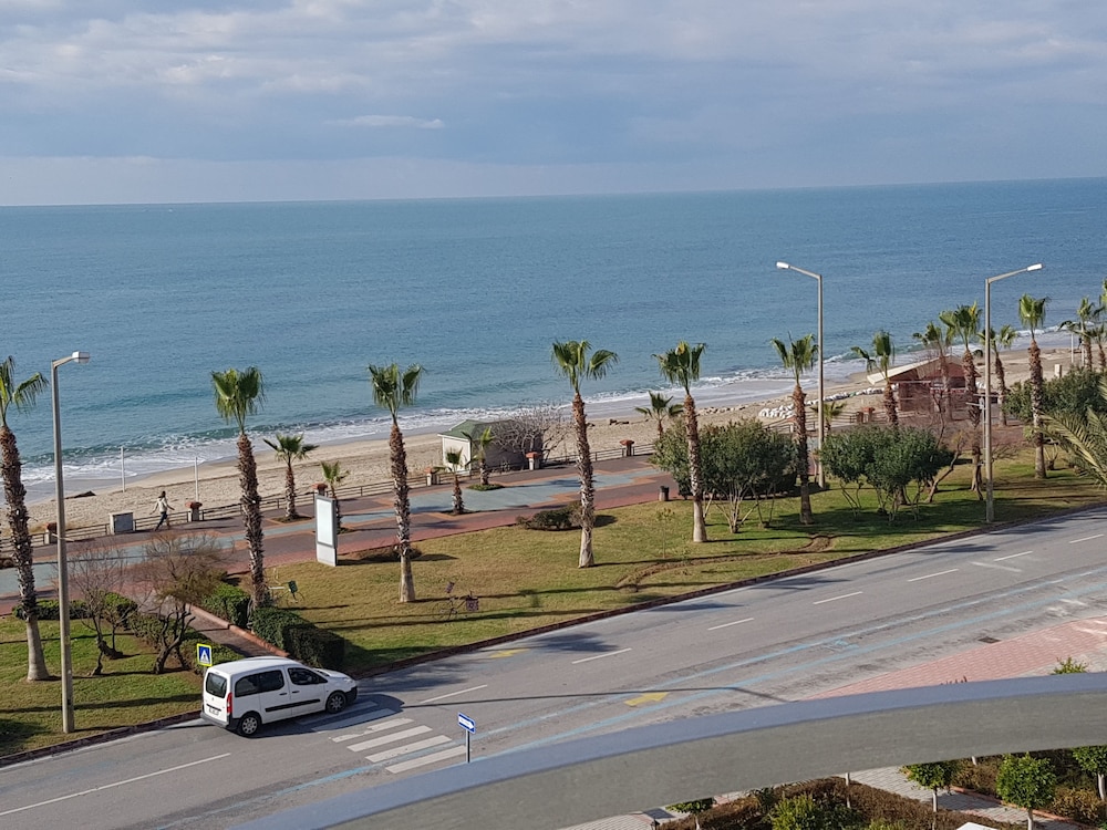 Belle Ocean Apart Hotel 40/50