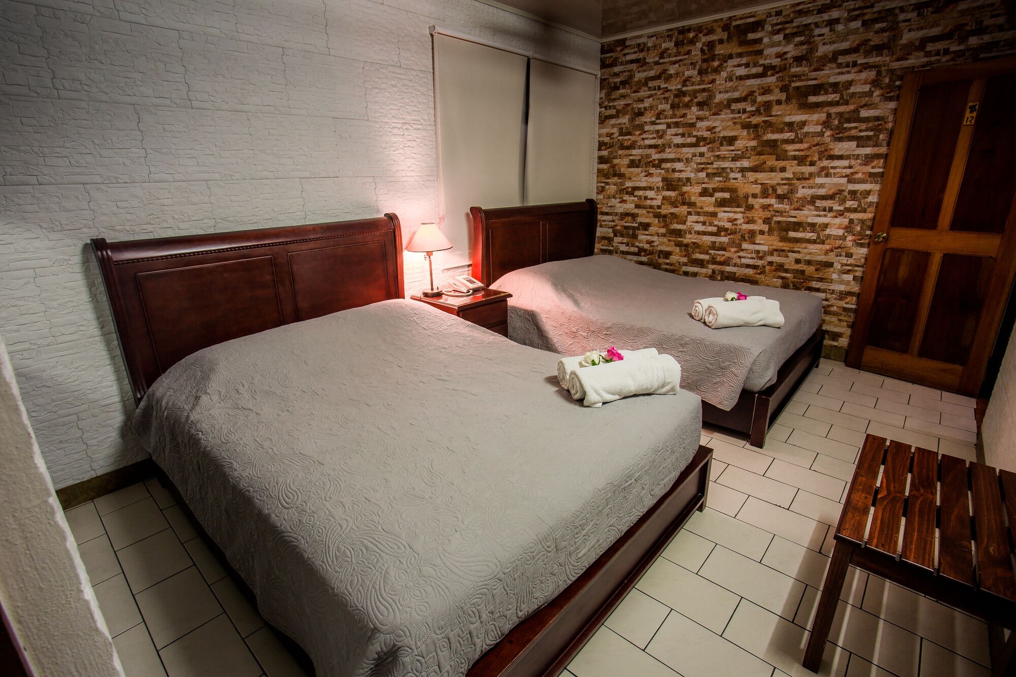 SUPERIOR, 2 QUEEN BEDS