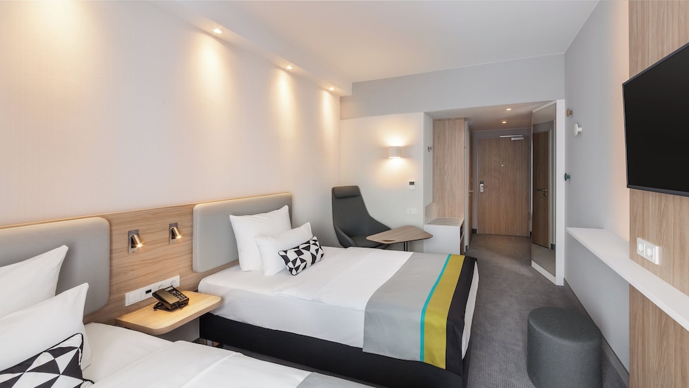 Holiday Inn Express Munich - City East 30/80