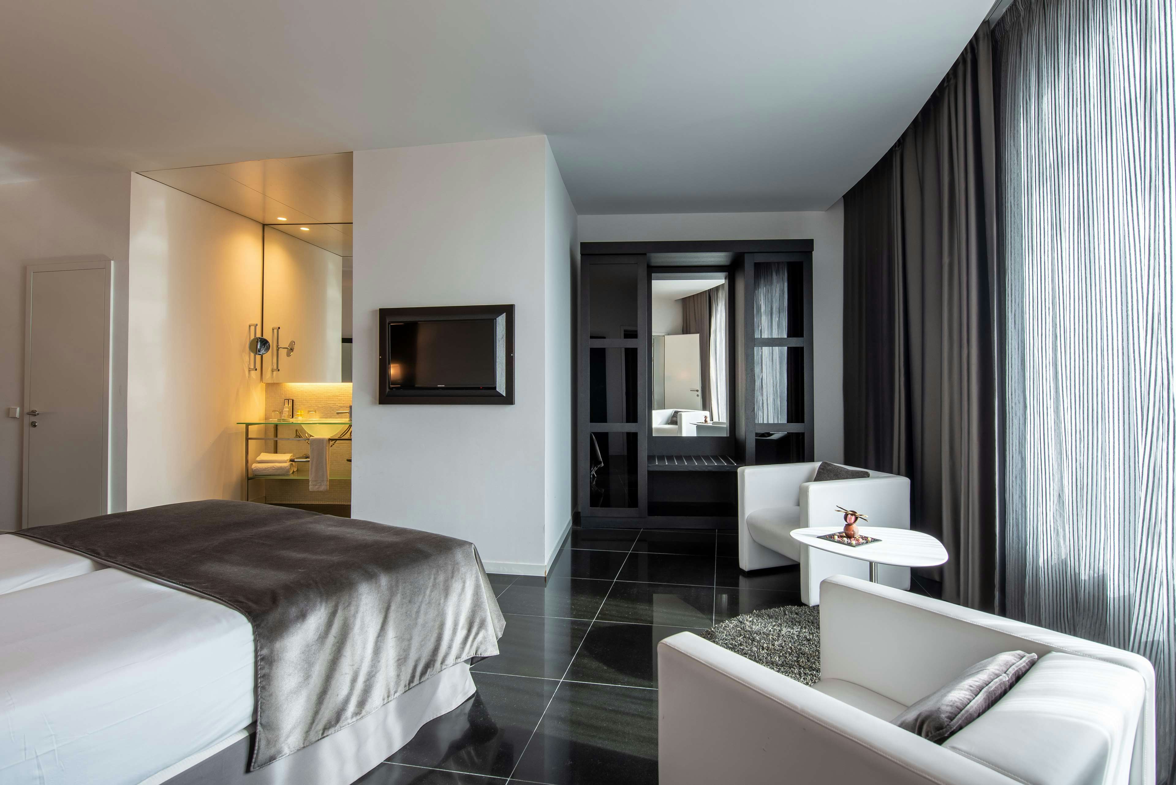 Porta Fira Hotel 24/60