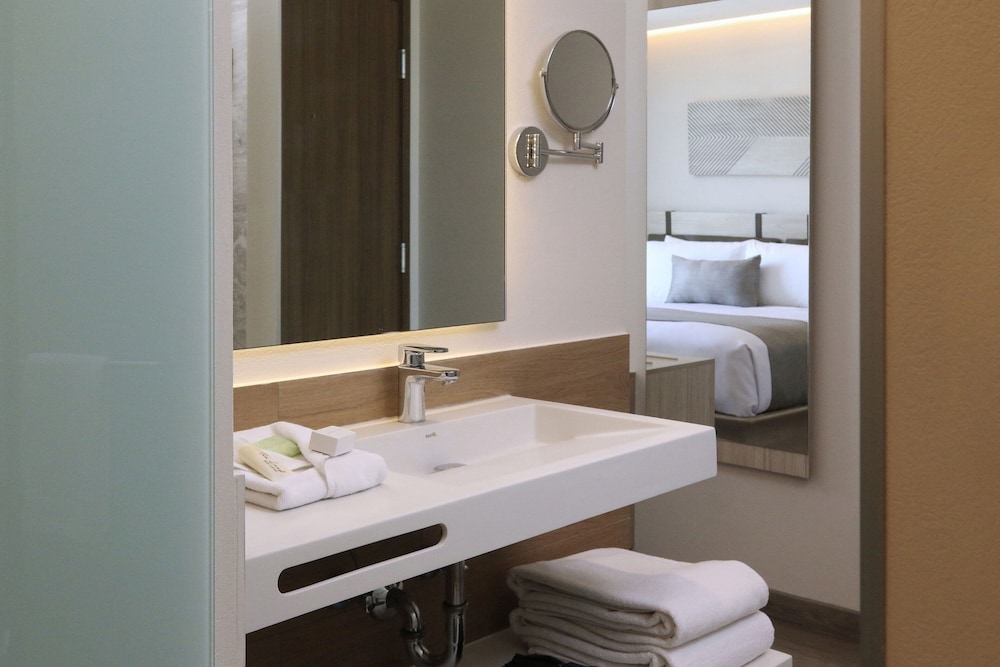 City Express Plus by Marriott Monterrey Centro 52/57