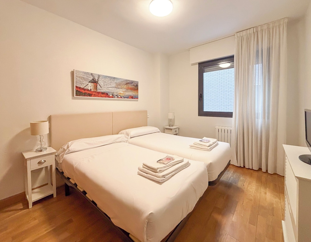 Gestion de Alojamientos Rooms 17/50