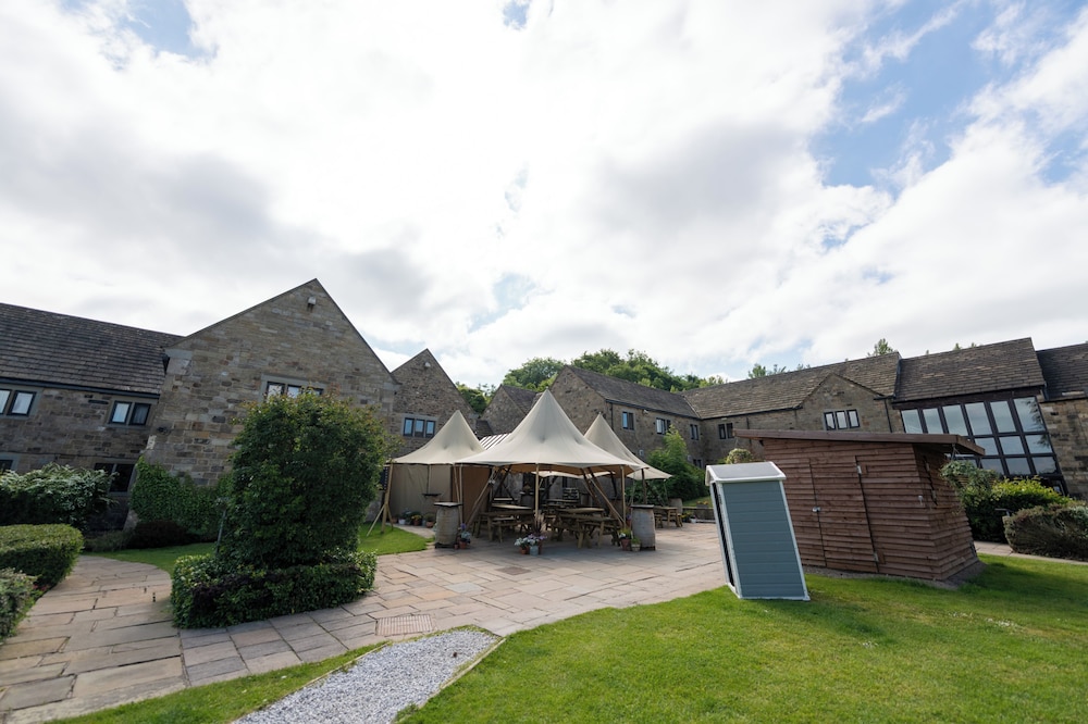 Mercure Barnsley Tankersley Manor Hotel 72/74