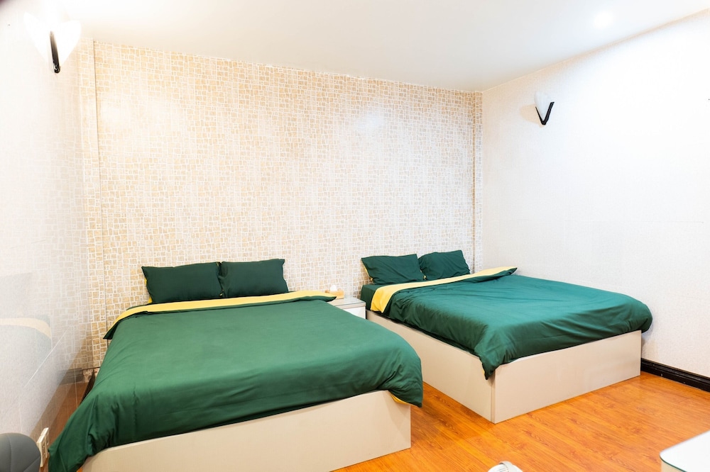 Il Divo Hostel 19/50