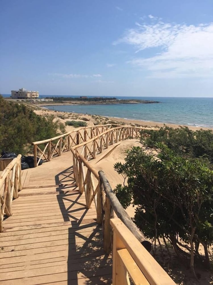 Modica Beach Resort 69/75