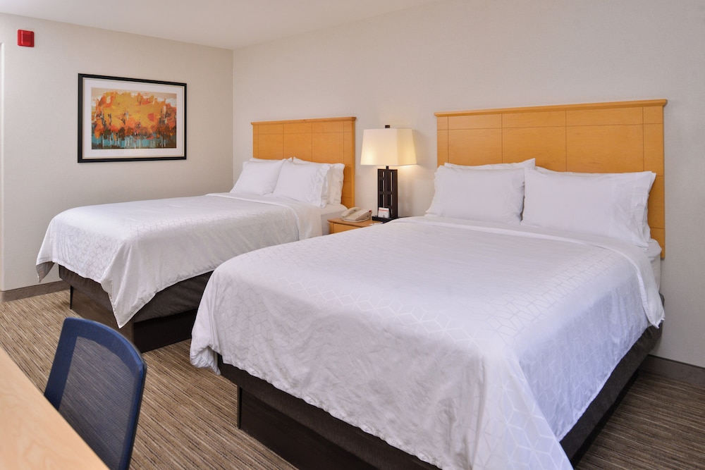 Standard, 2 Queen Beds
