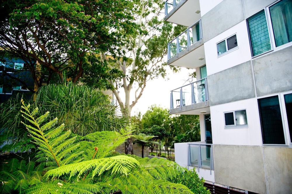 ITARA APARTMENTS 58/60