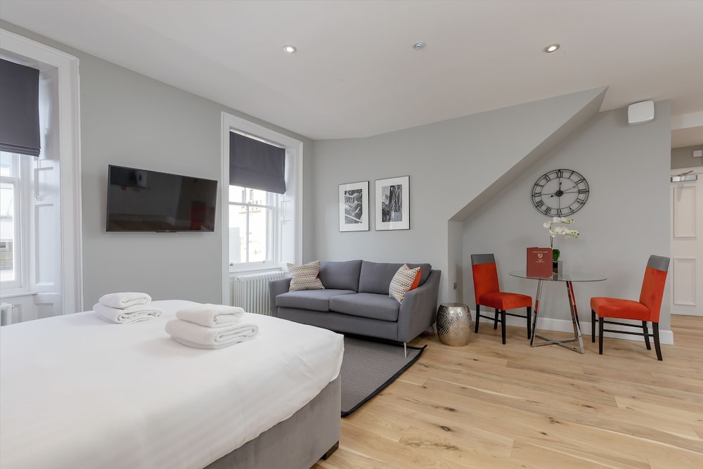 Destiny Scotland Hanover Apartments 20/50