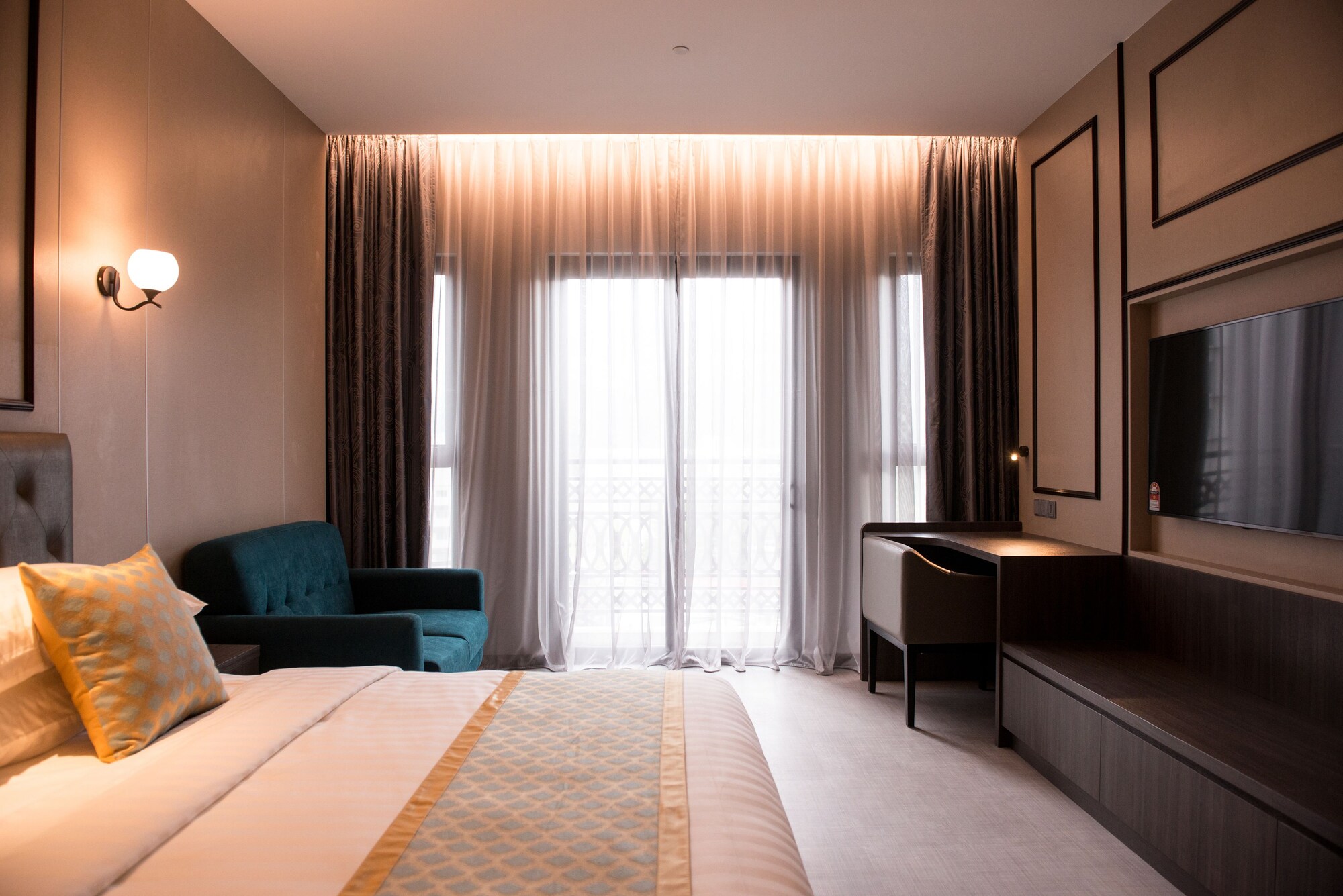 Premier, King Bed