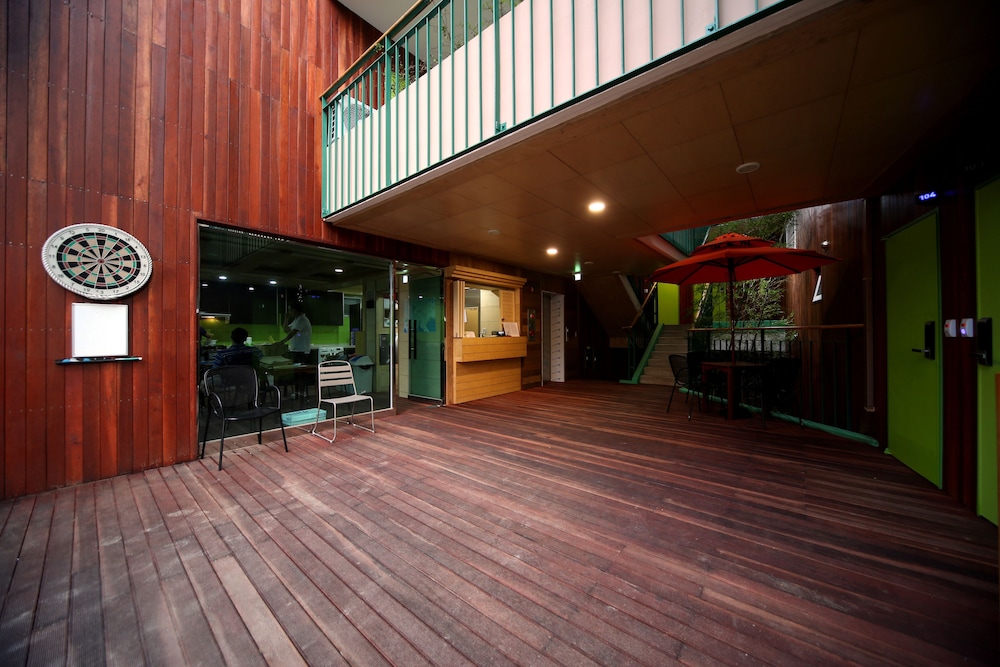 Backpacker's Home 34/50