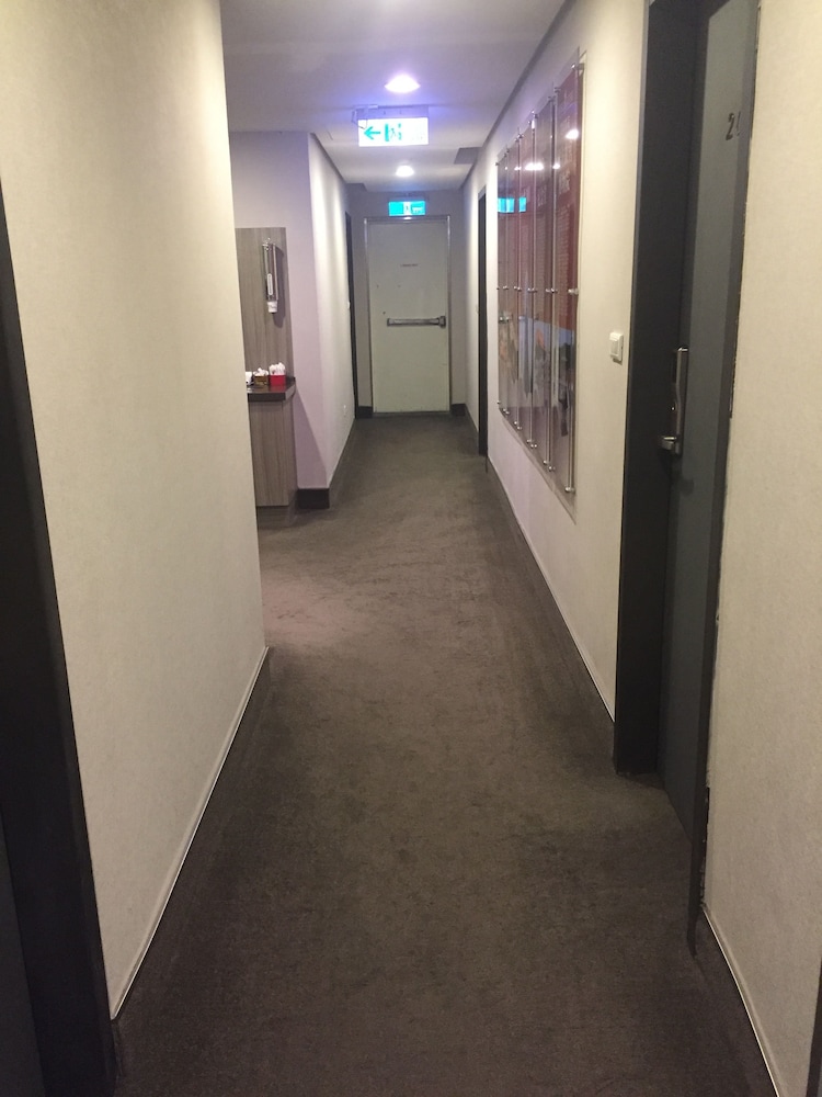 Royal Hotel 21/33