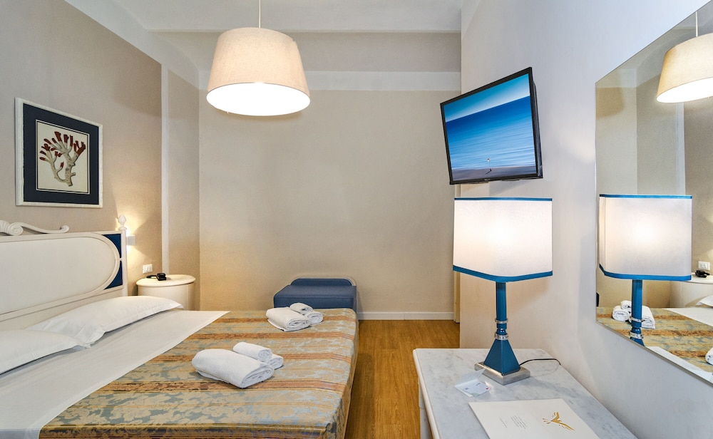 Hotel La Pace 35/37