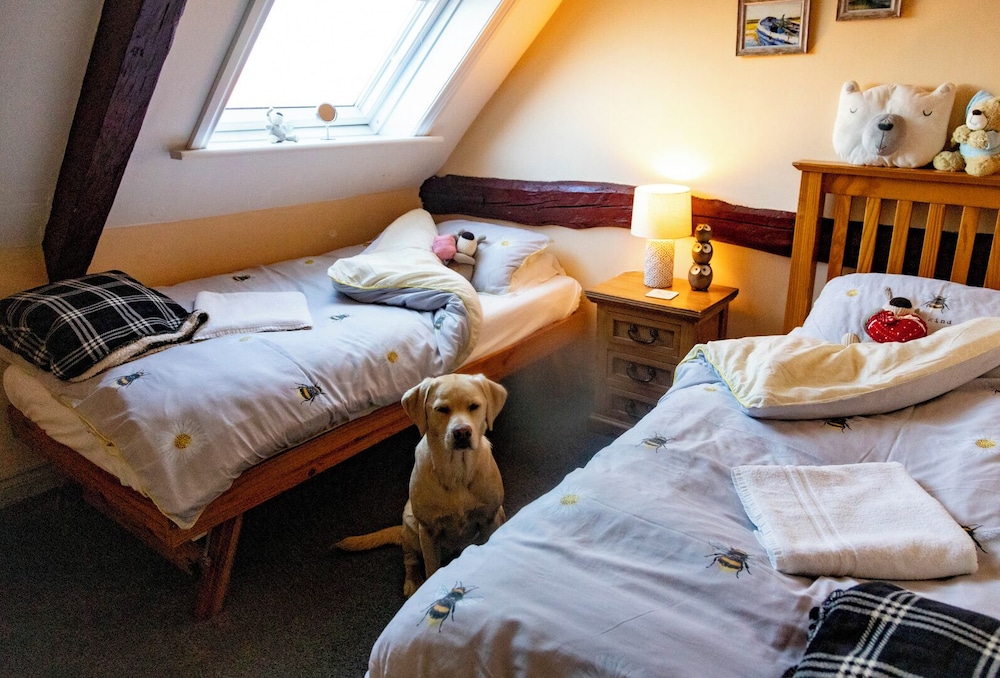 Norfolk Accommodation - mYminiBreak 10/50