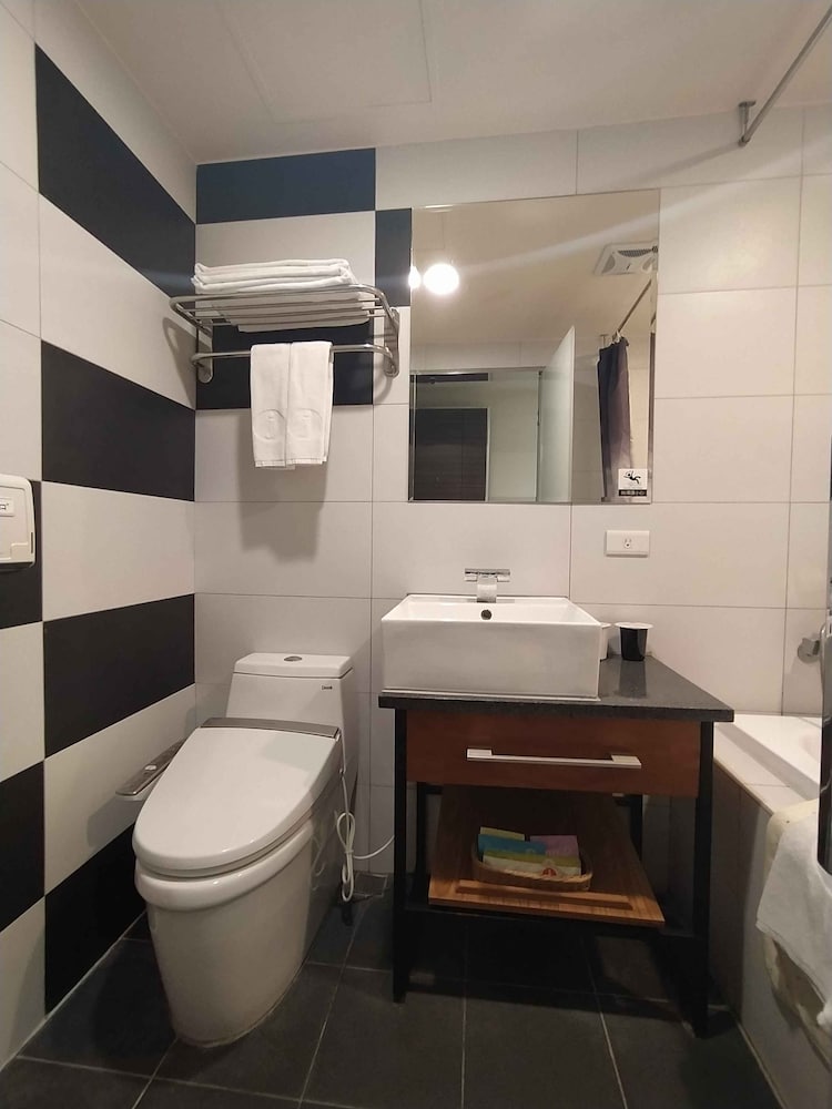 Hotel J 50/54