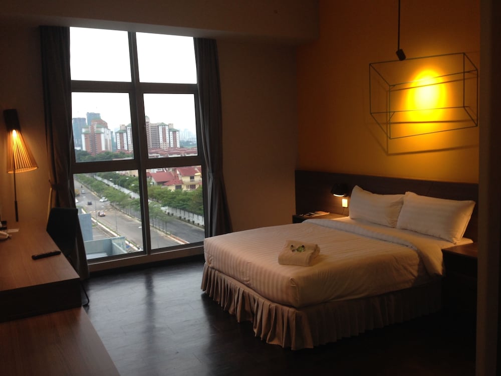 FEECO HOTEL KUALA LUMPUR 12/51