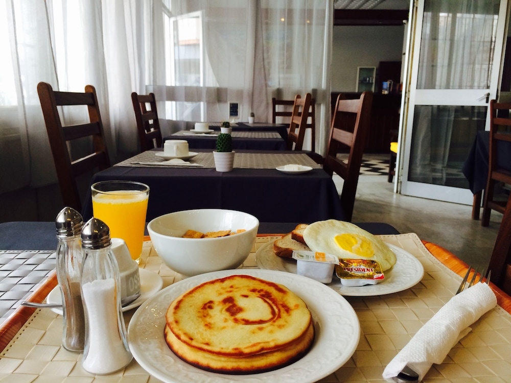 Al Baraka Hotel 49/50