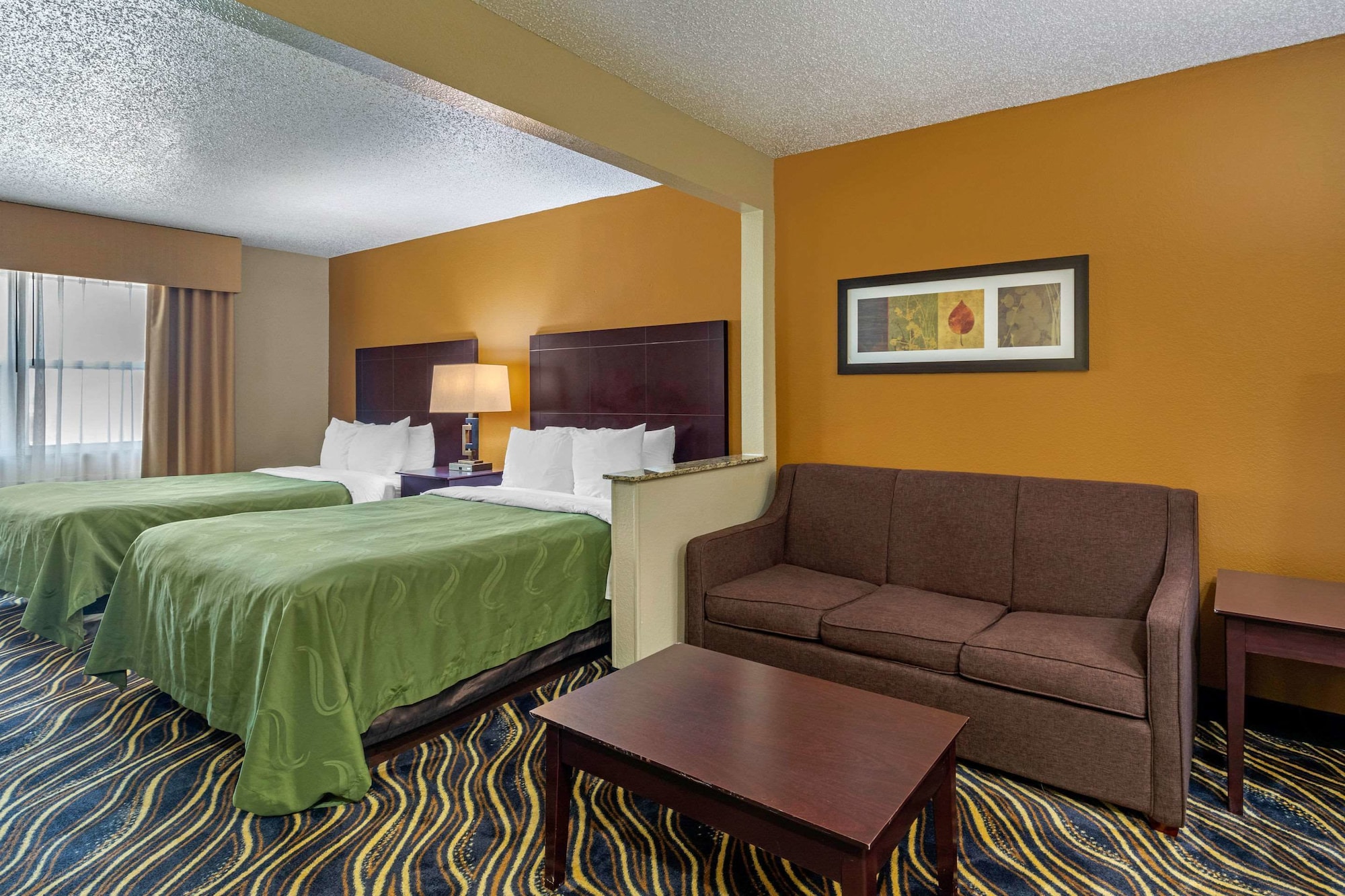 جناح استوديو بسريرين كوين، Quality Suites Addison-Dallas 2/5