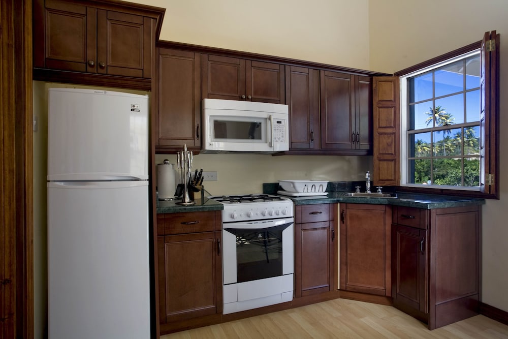 Villa Beach Cottages 11/50