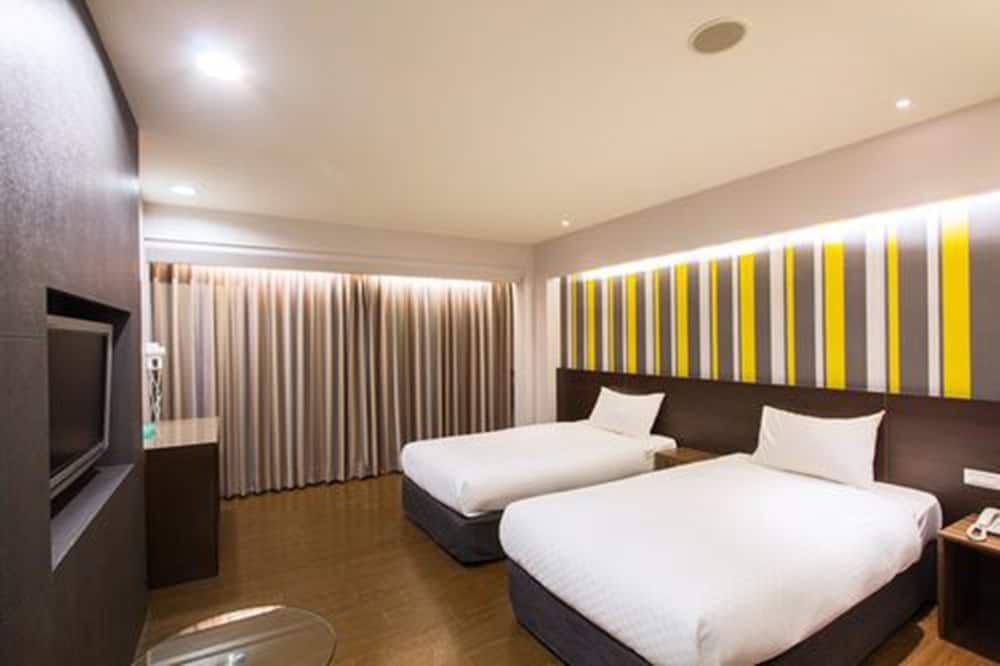 Vip Hotel 17/37