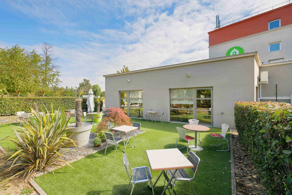 Hotel Restaurant Campanile Roissy Le Mesnil-Amelot 55/58