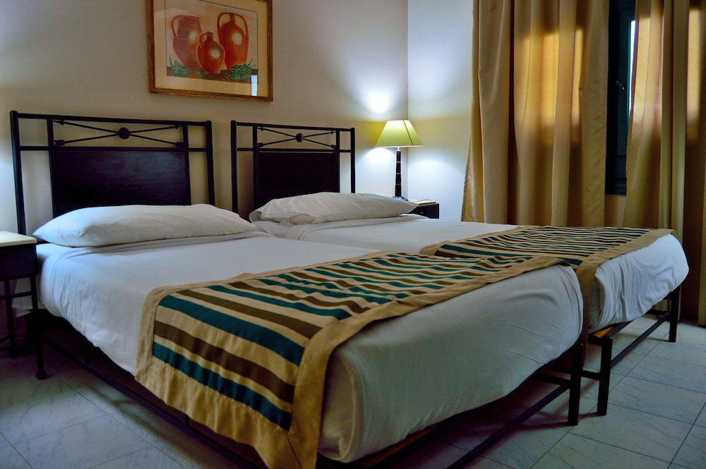 JAZ Neo Naama Bay 25/65