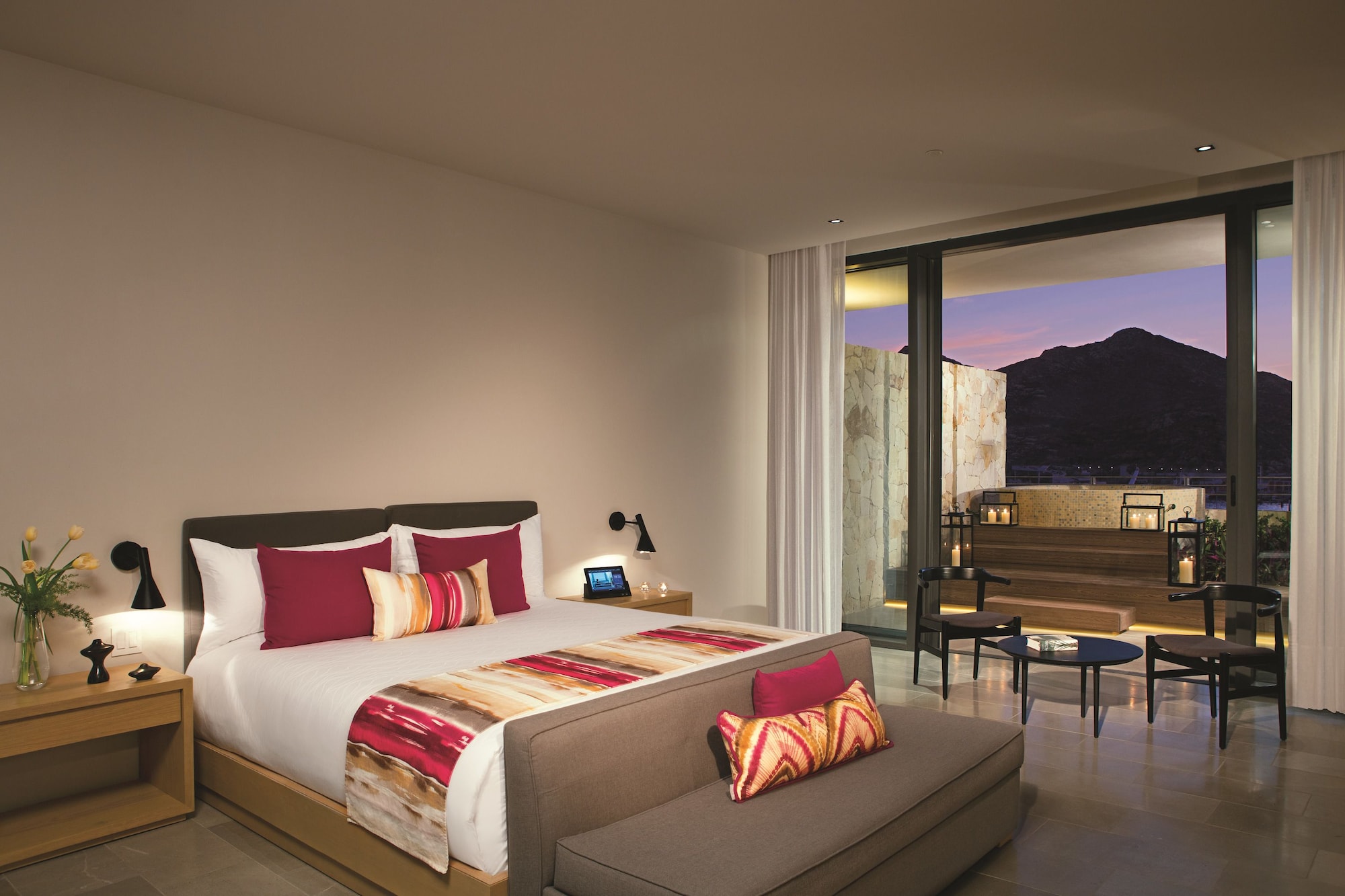Allure, Suite, King Bed, Marina View