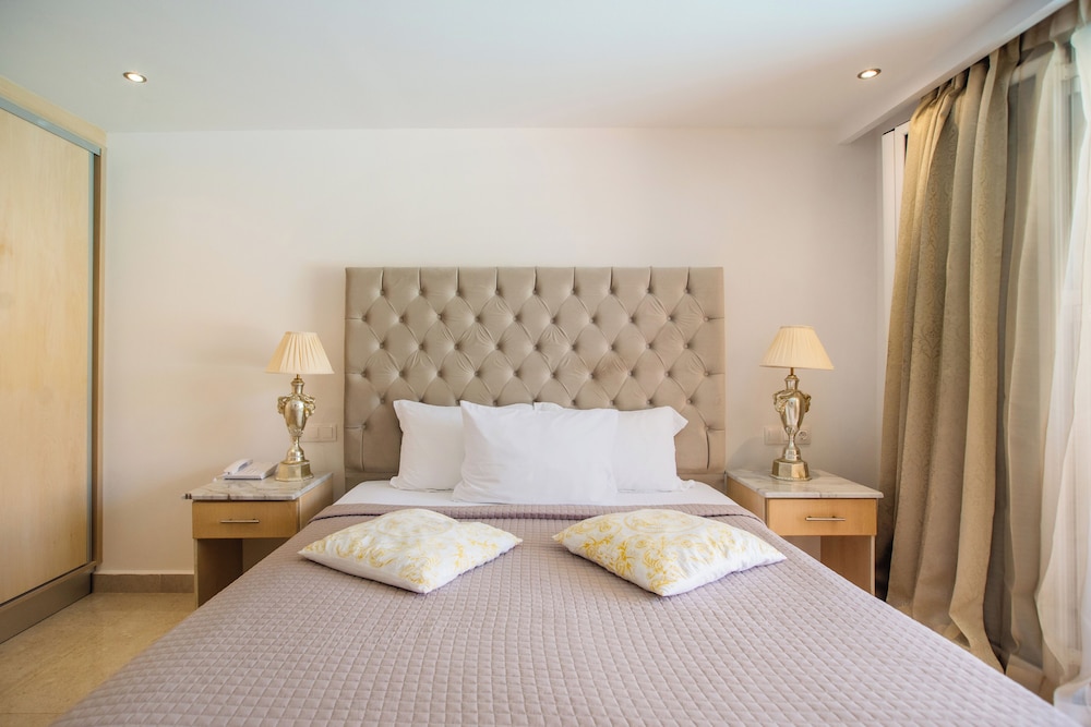 Cavomarina Beach Hotel - Adults Only 21/62