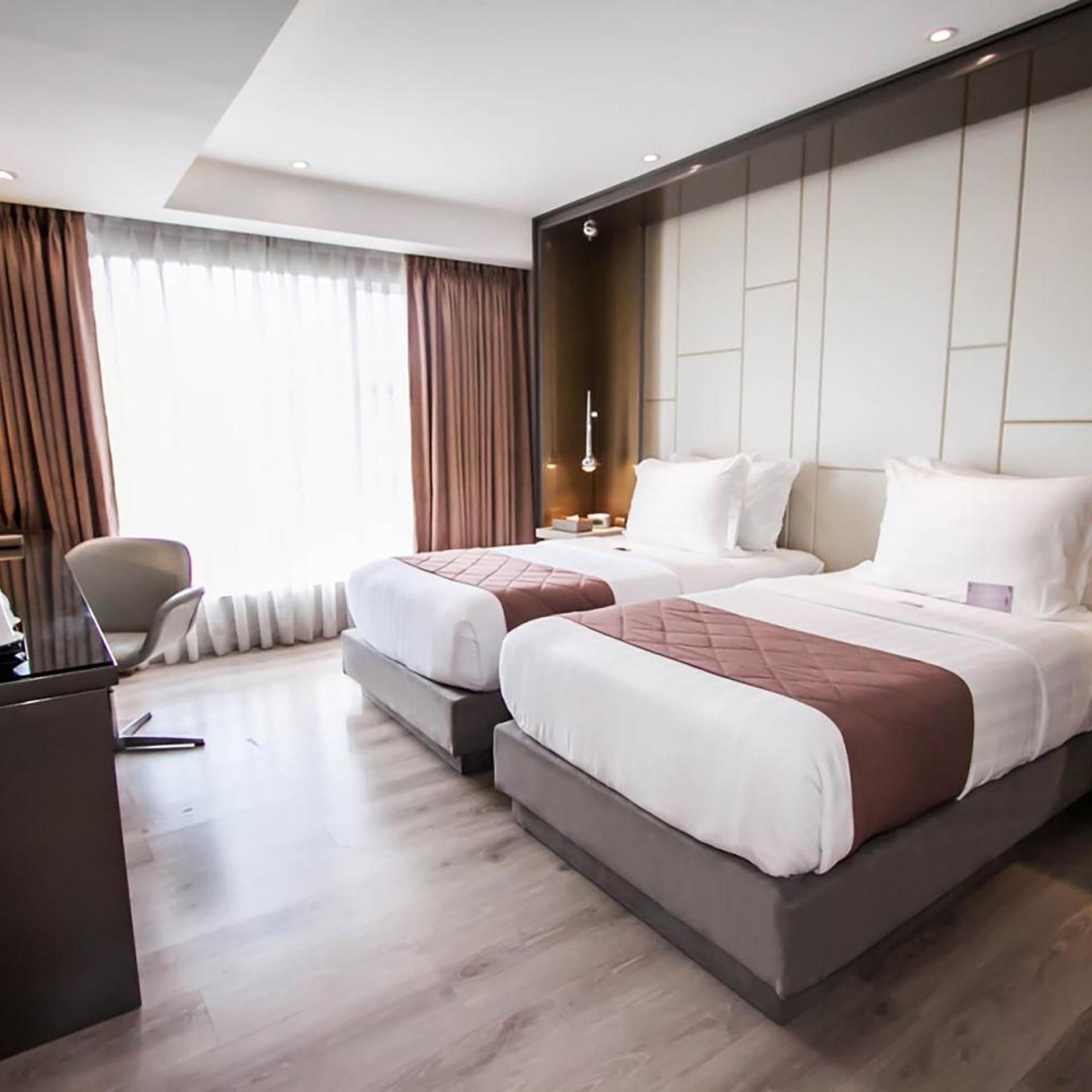 Executive, Twin Beds