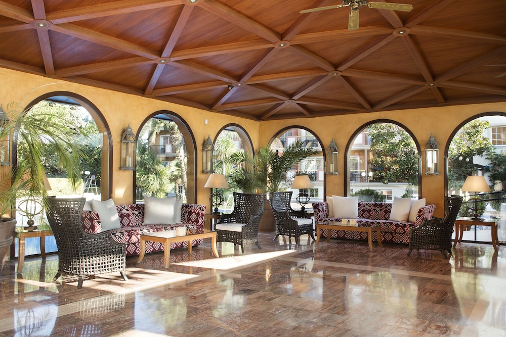 Luna Club Yoga & Spa Hotel 62/66