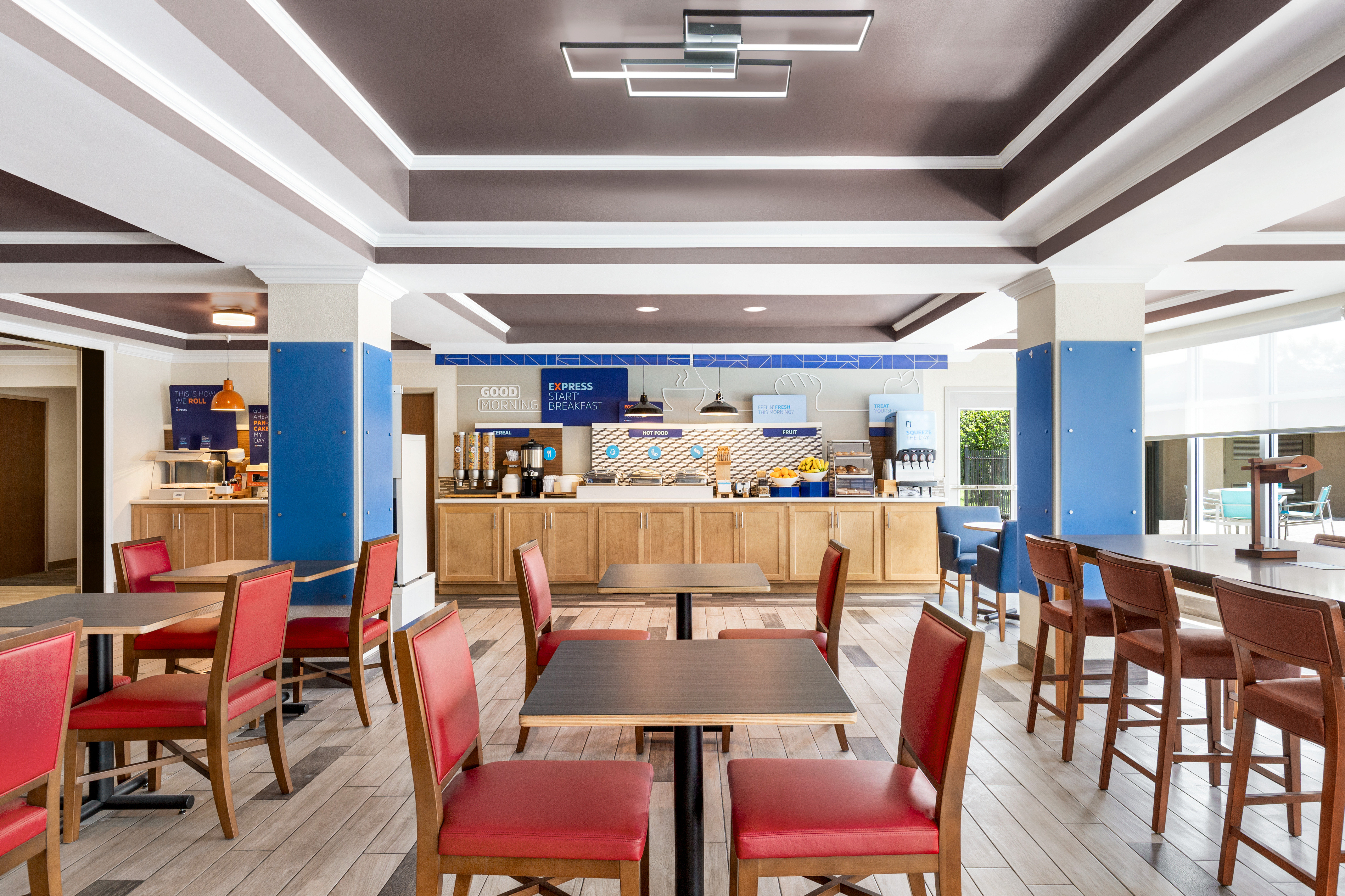Holiday Inn Express Hotel Suites Live Oak 55/71
