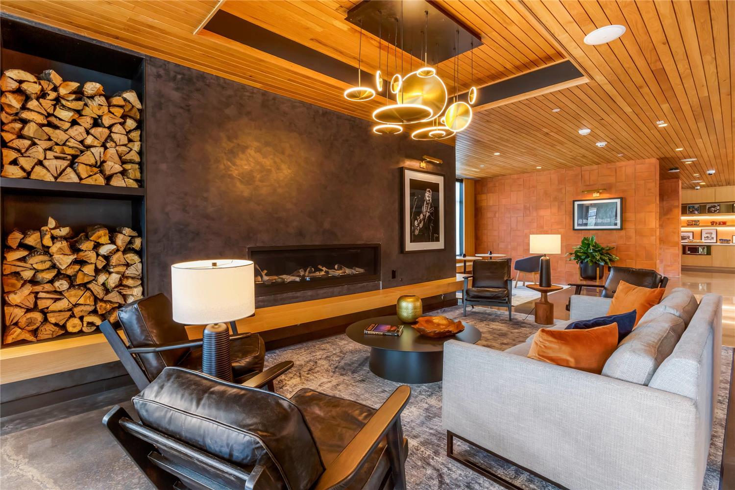 Cambria Hotel Austin Airport 31/47