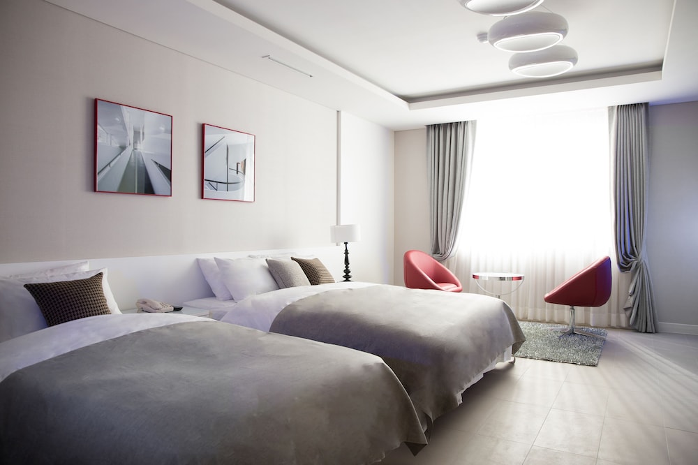 Mate Hotel Bundang 15/50