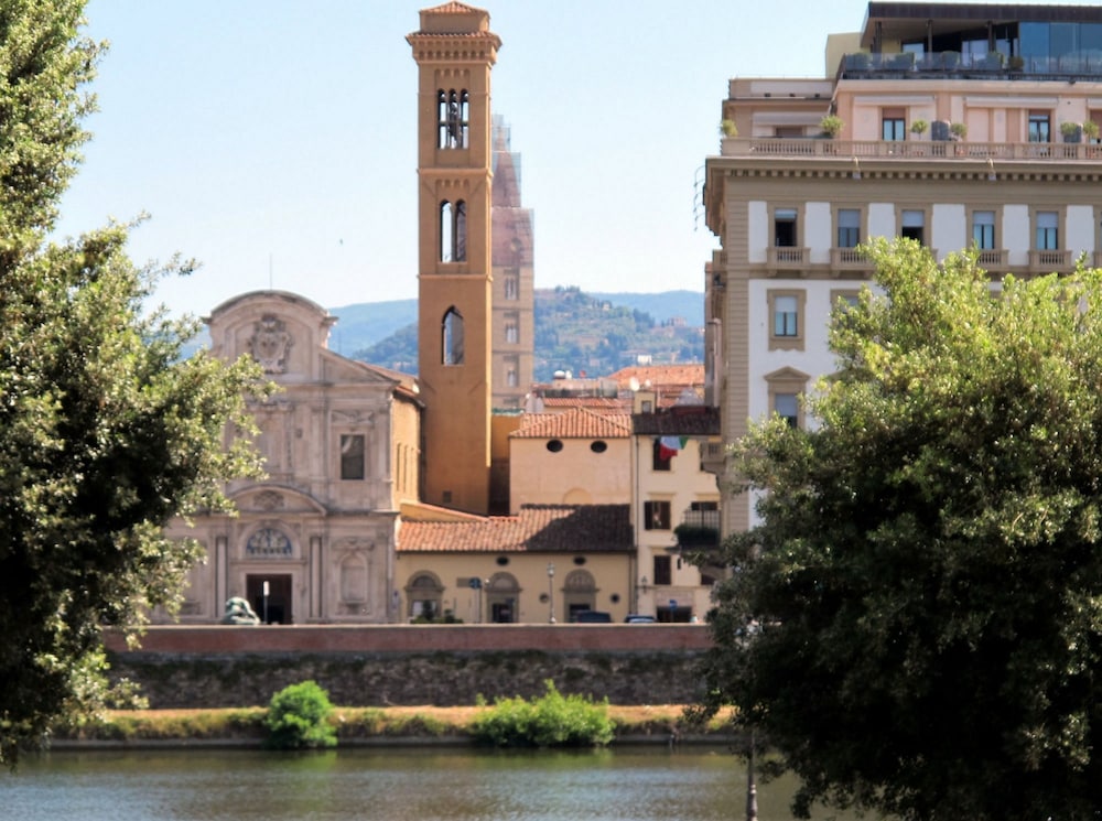 Hotel Relais Il Cestello 50/62