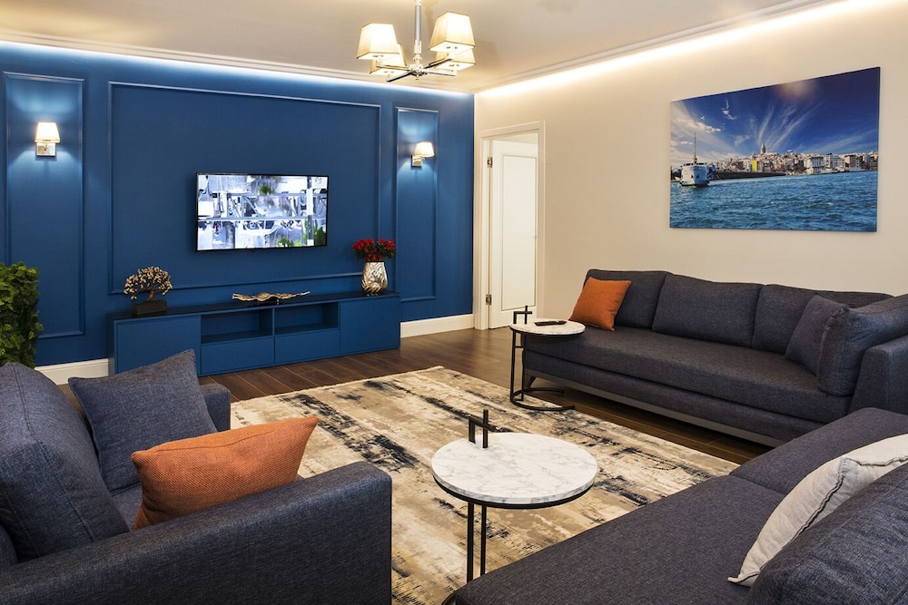 GARLON RESIDENCE 34/56