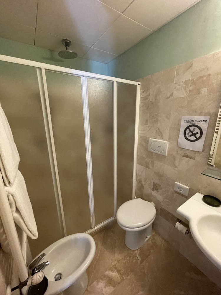 Albergo Poggio Bertino 63/65