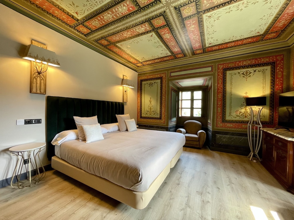 HOTEL PALACIO TORRE DE RUESGA 13/64
