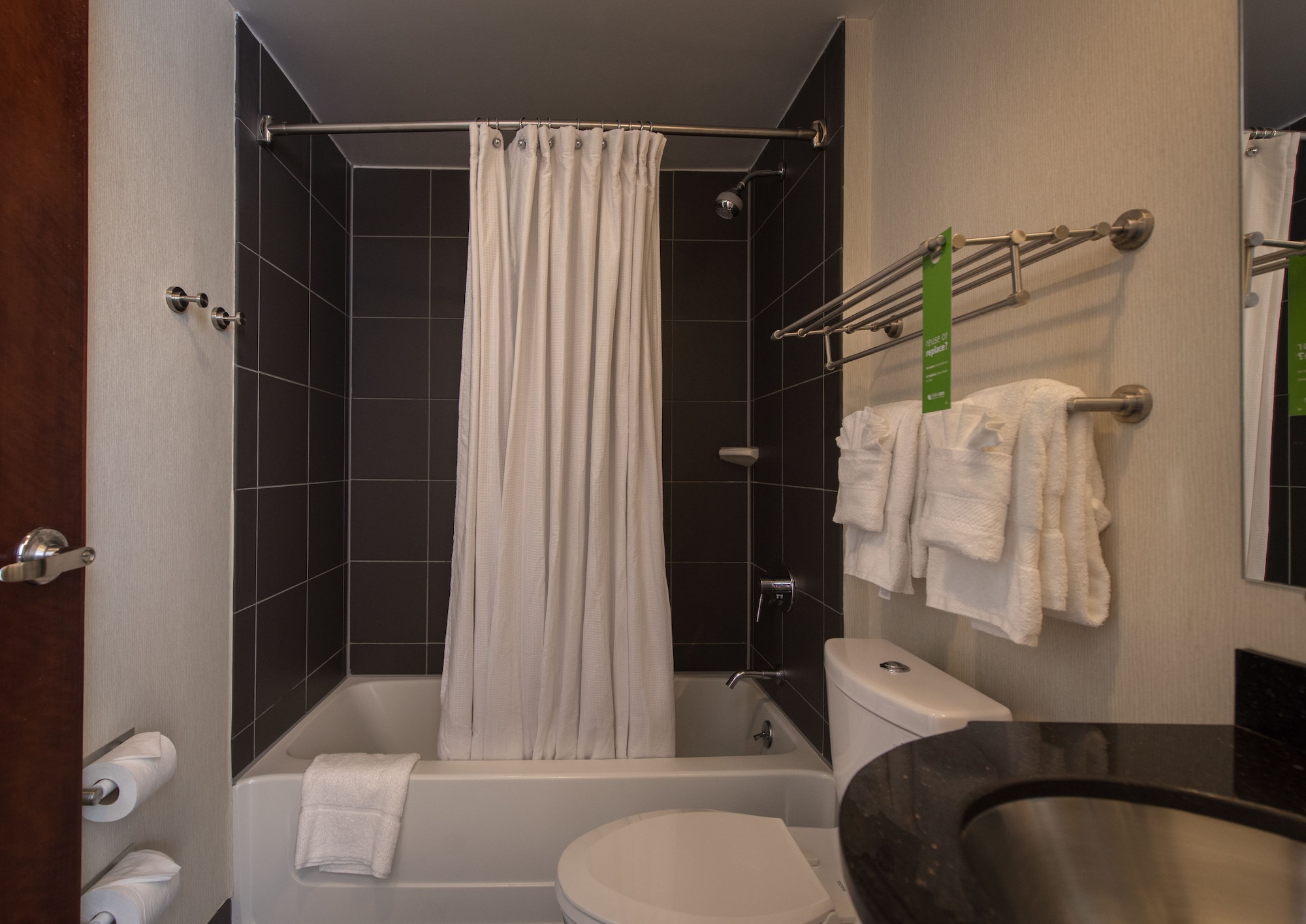 Deluxe, King Bed, Tribeca View, City View, Soho 54 Hotel 4/5