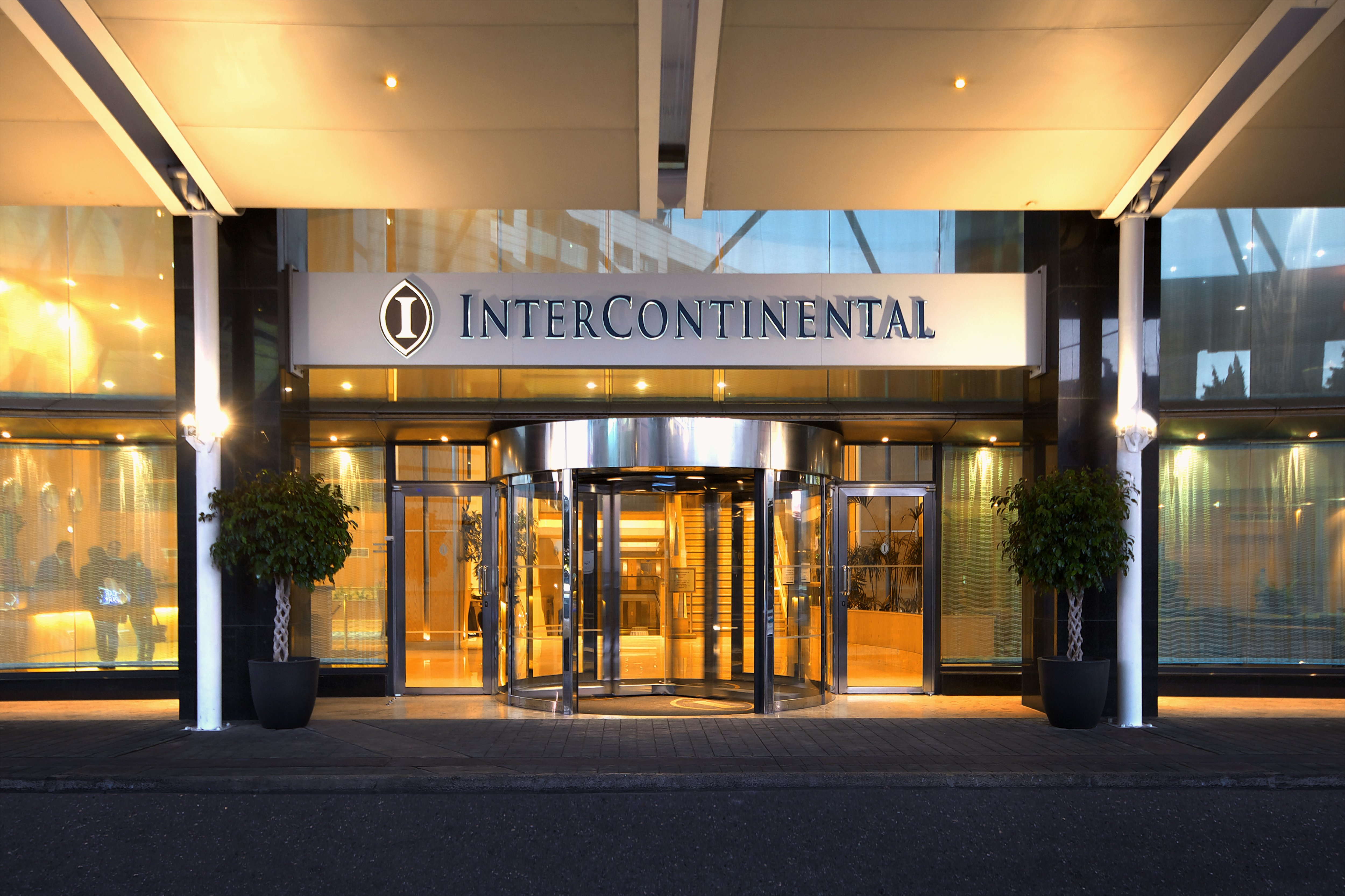 Intercontinental Malta 4/83