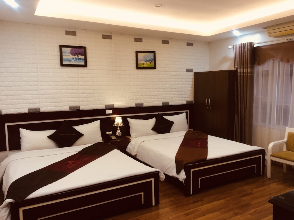 New Airport Hotel 25/50