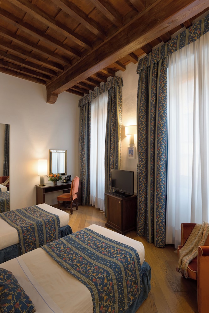 غرفة بريميوم بسرير كوين، Rivoli Boutique Hotel 9/10