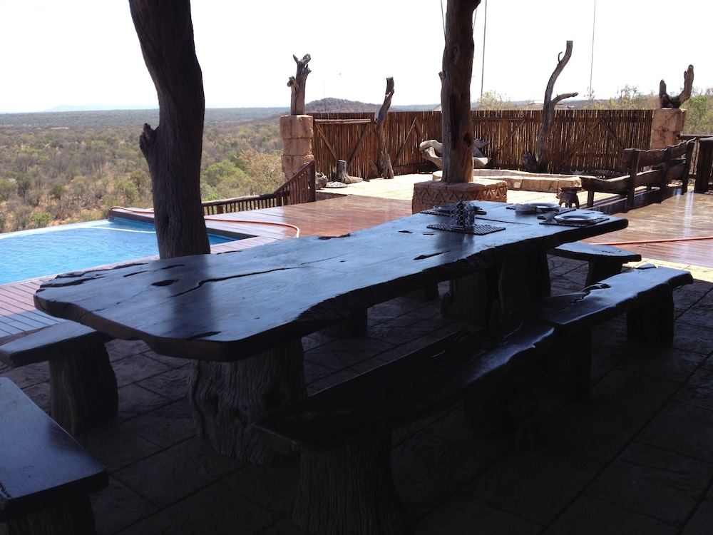 Phumelelo Lodge 18/22