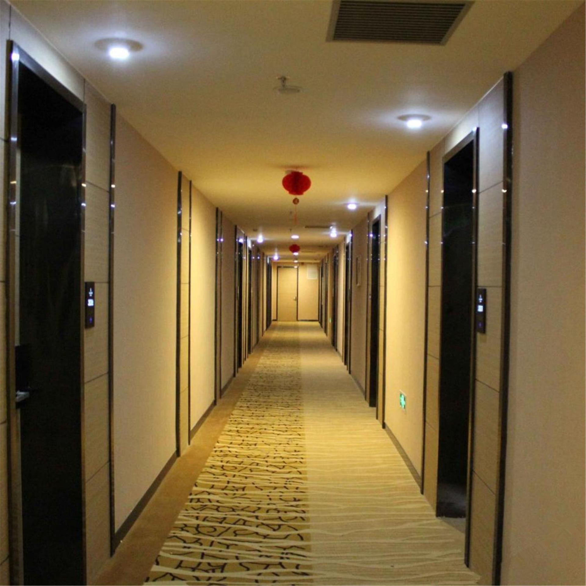 Lavande Hotel (Lanzhou Zhengning Road) 23/30