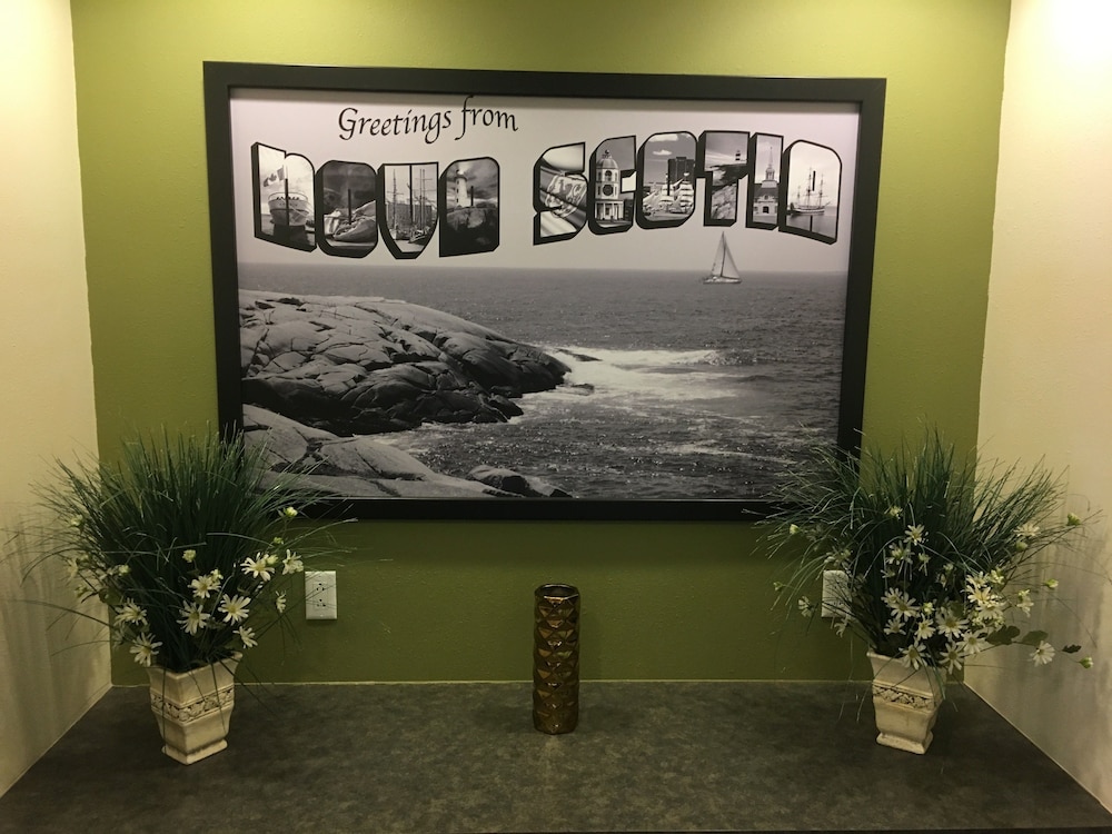 Super 8 By Wyndham Amherst NS 21/49