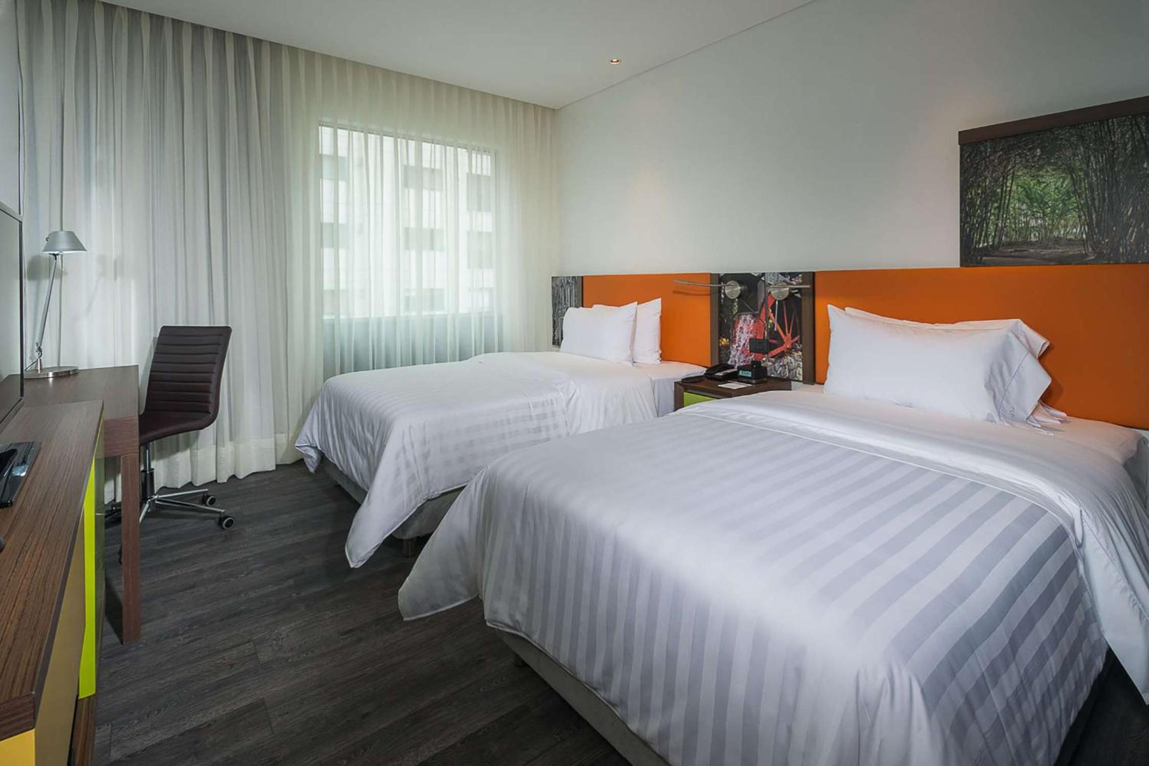 ROOM, 2 DOUBLE BEDS