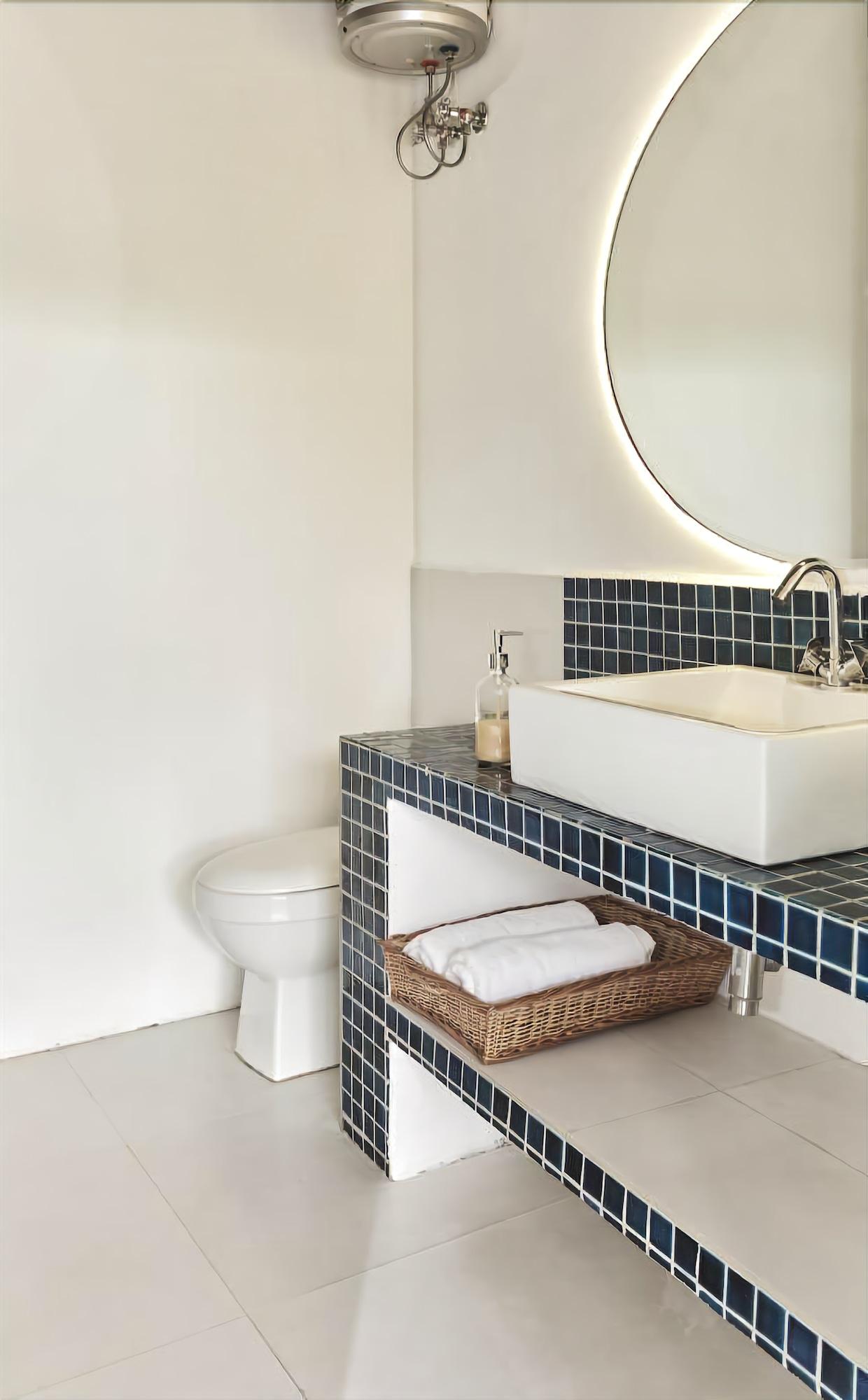 Letsbunk Poshtel 28/28