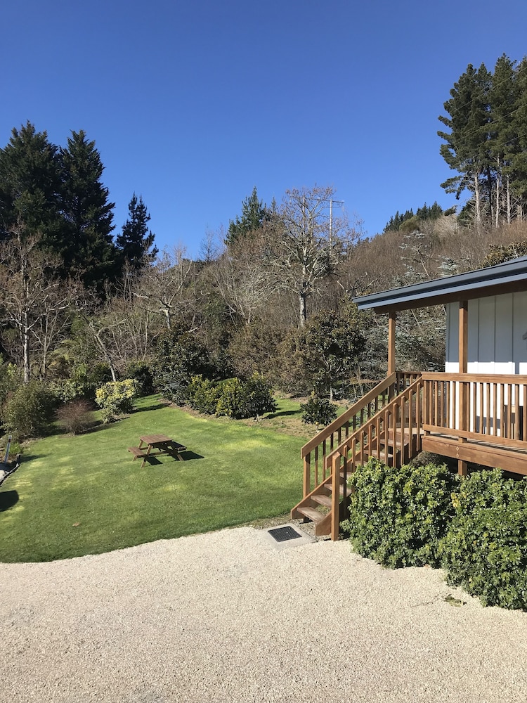 Chaletsterraced Gardens 4/25