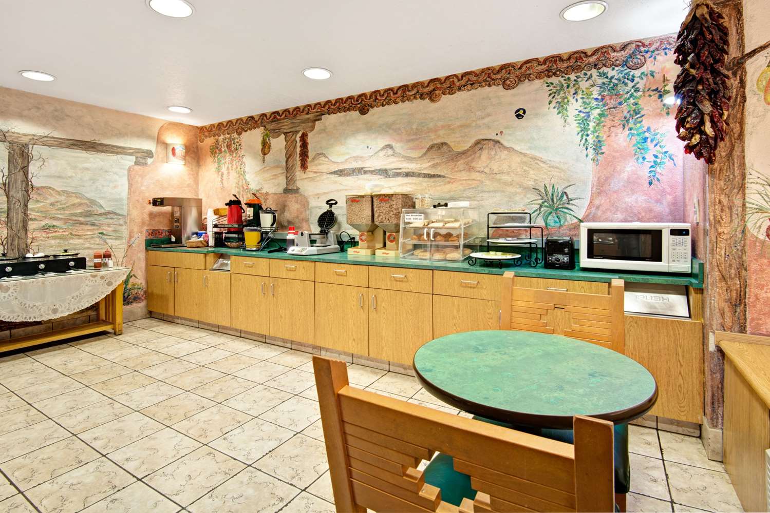 Microtel Inn and Suites by Wyndham Albuquerque W 20/26
