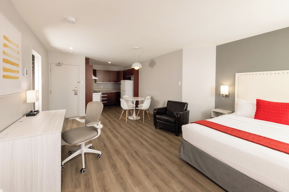SUPERIOR, STUDIO, SUITE, 2 QUEEN BEDS, KITCHEN