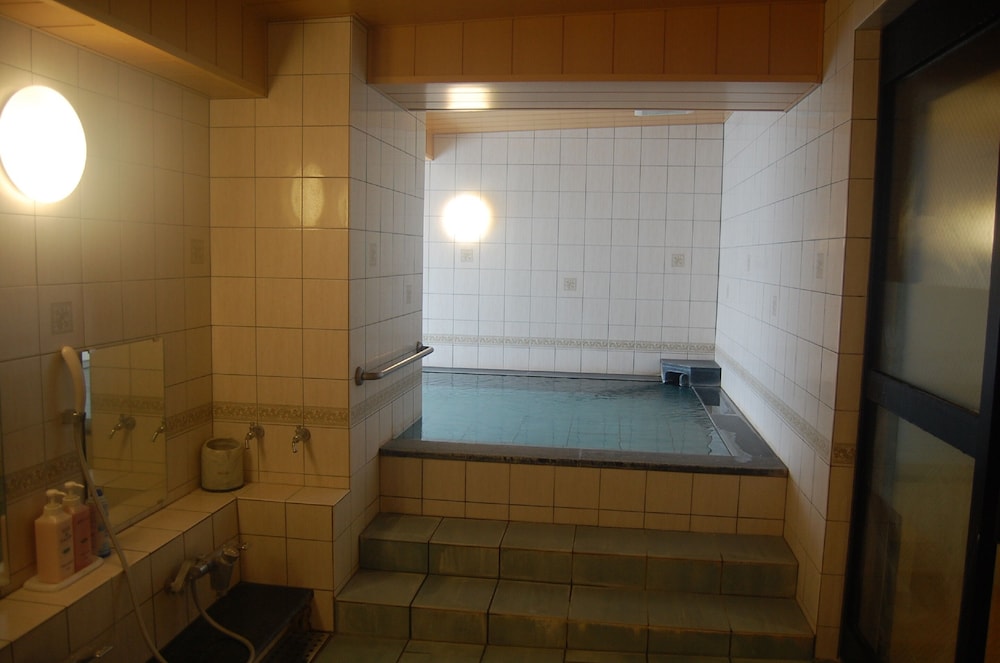 HOTEL ROUTE-INN Ueda Route 18 30/43