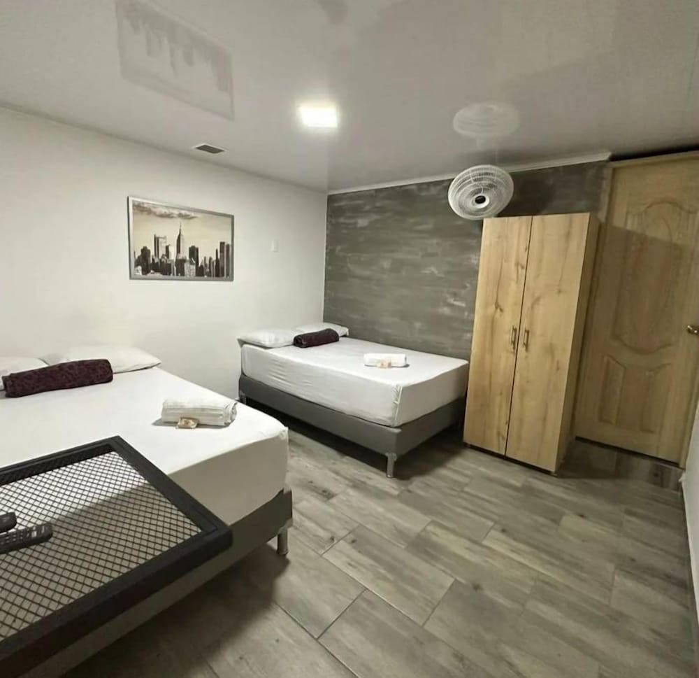 Hotel Nakama 37/50